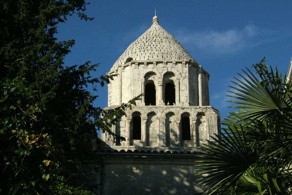 clocher de Nieul le VIROUIL