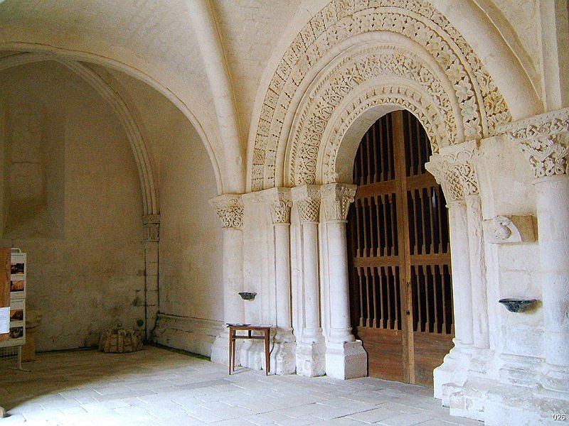 Ste GEMME: l'avant nef