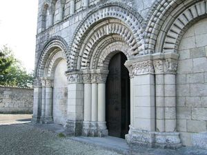 SAINT FORT sur GIRONDE